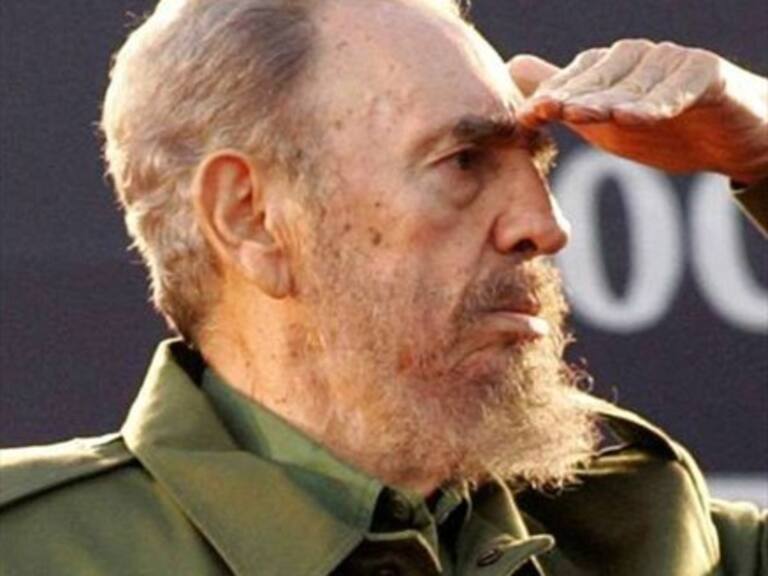 La dolorosa caída que fracturó a Fidel Castro en 2004