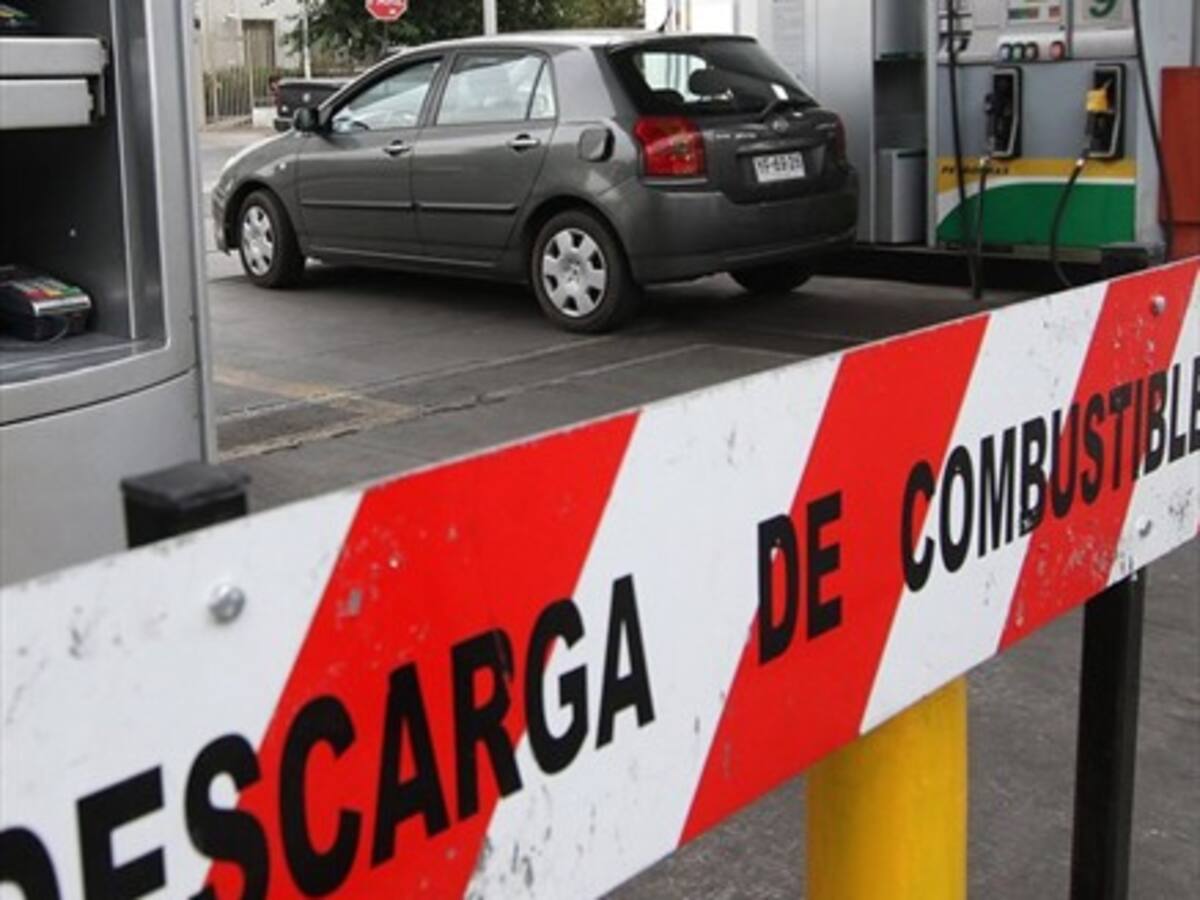 Baja la bencina de 93 y suben la de 97 octanos y el diésel