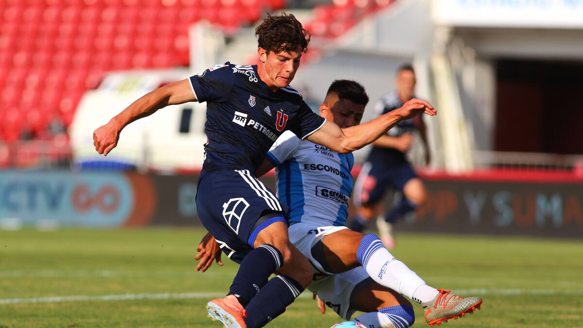 Se formó en la U, volvió desde Brasil y ahora tiene nuevo en el fútbol chileno: fichaje confirmado