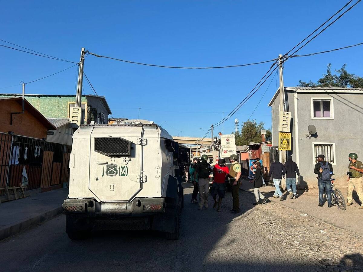 Alcalde Vodanovic y el balance por operativo en toma de Maipú: 13 de las 14 viviendas demolidas estaban asociadas a actividades ilícitas o delictivas