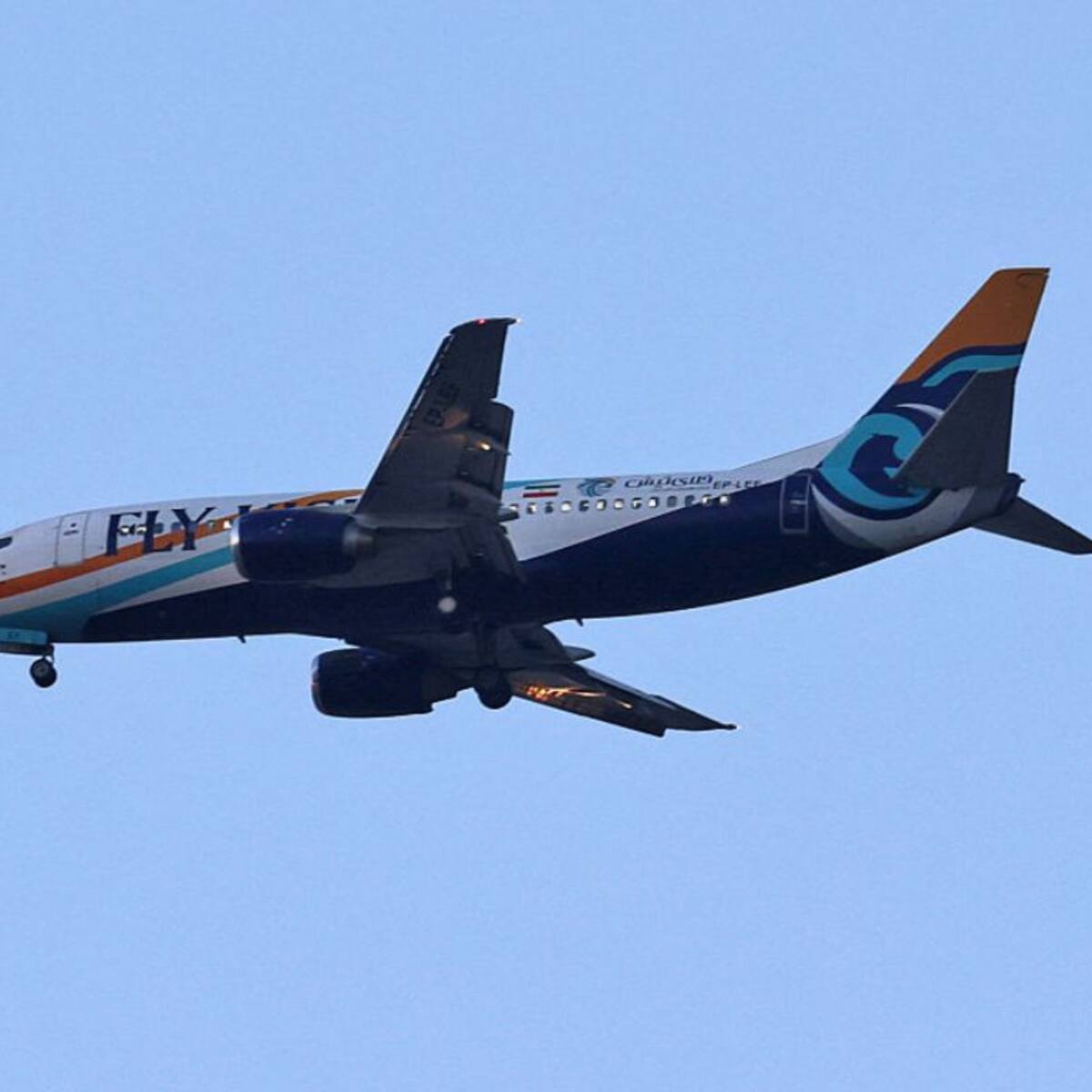 Investigan atentado: pelea entre pilotos de avión que iba a Israel termina con aterrizaje de emergencia en Arabia Saudí
