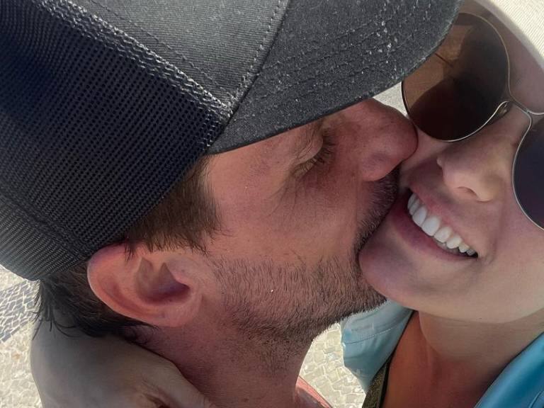 «Está con un tema»: Kika Silva se lesiona ensayando y habla de Gonzalo Valenzuela