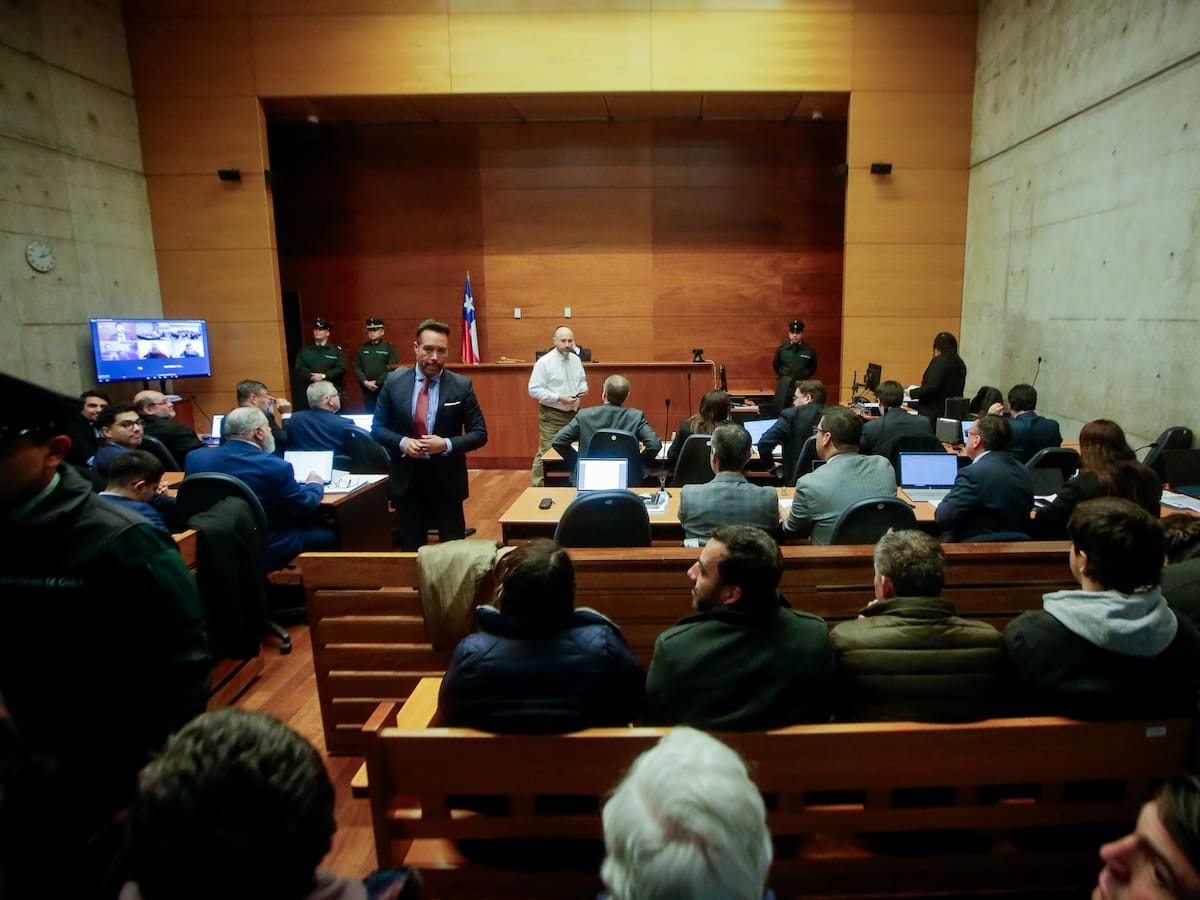 Revés para la Fiscalía: Corte revoca prisión preventiva de ocho imputados del caso “Imperio Ámsterdam”