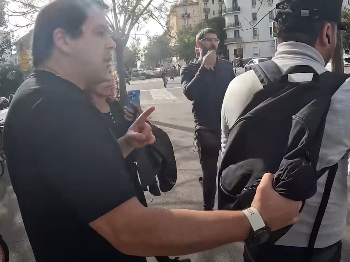 “No le robo a sudamericanos”: Ladrón chileno es viral en España tras ser atrapado robando en el Metro de Barcelona