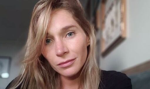 Captura de Ig Constanza Mackenna quien reveló que padece de extraña condición.