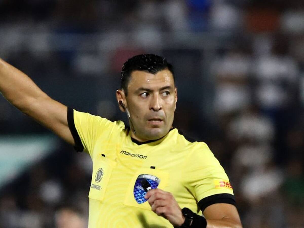 Defensa de Fluminense acusó mala conducta del árbitro Roberto Tobar: «Me dio una patada en la canilla y me pisoteó el pie»