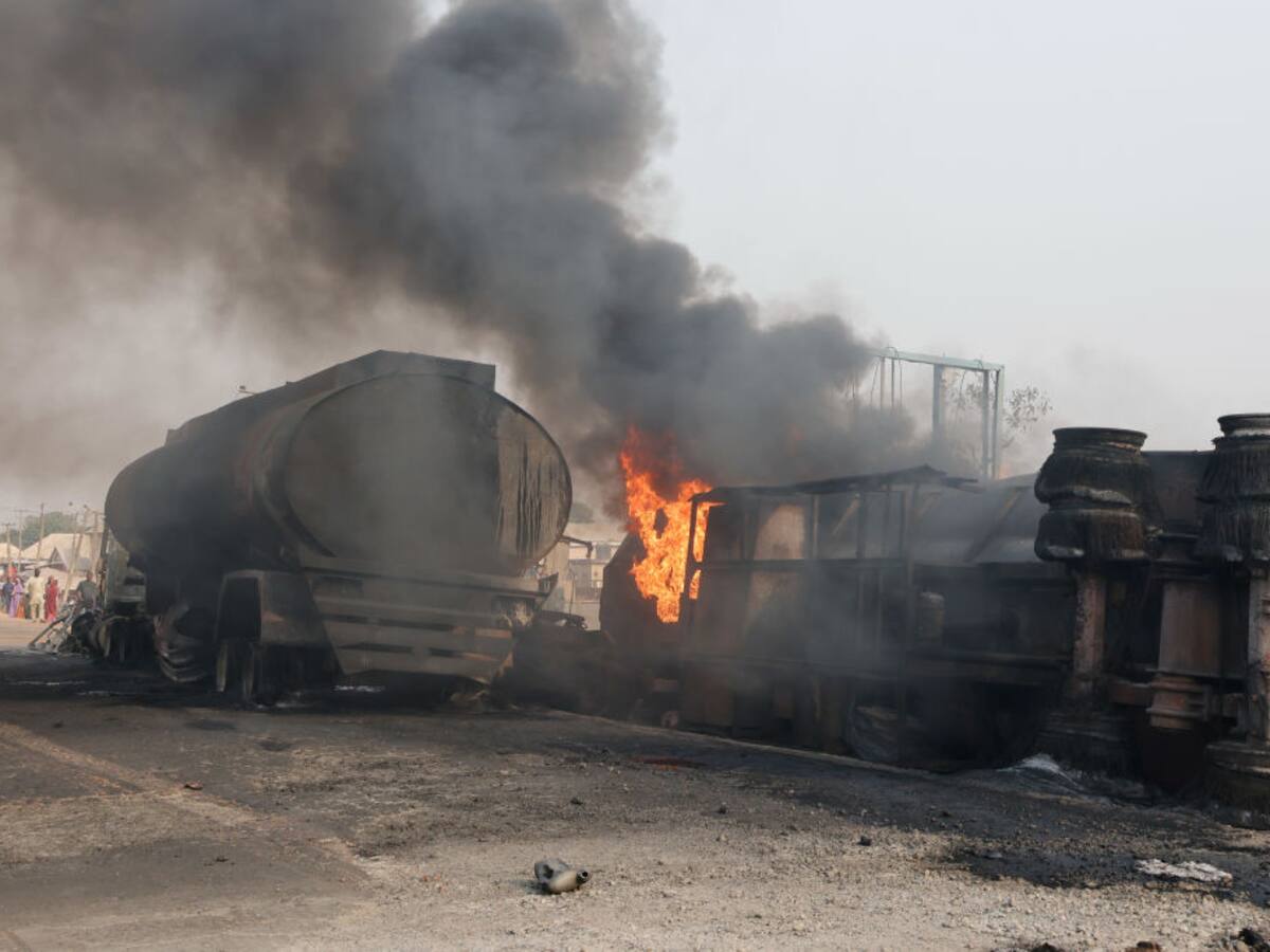 Nigeria contabiliza 98 personas fallecidas tras la explosión de un camión cargado con gasolina