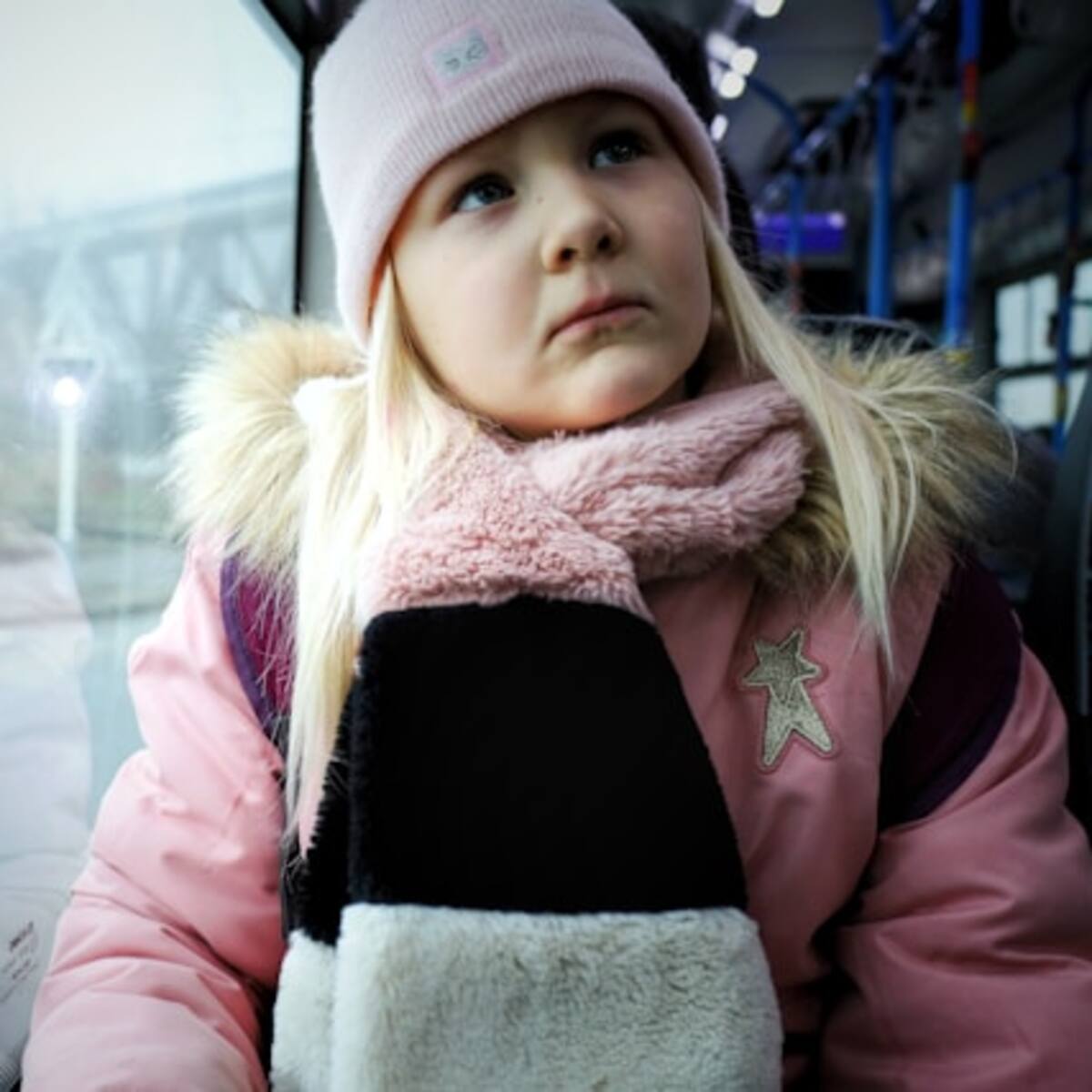 Cómo elegir ropa de invierno para niños: prendas cómodas, abrigadas y preparadas para el día a día