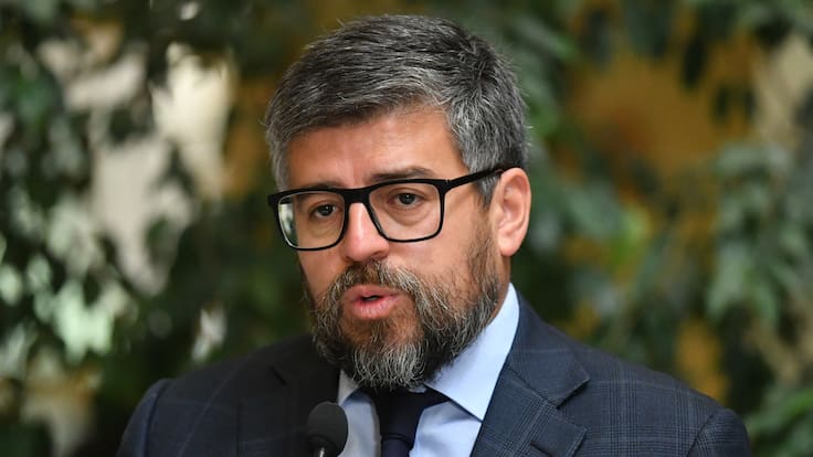 “Un poco de humanidad”: Jaime Araya (ind-PPD) pide a Contraloría revisar circular sobre nacionalidad de niños