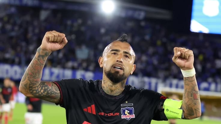 El gesto de Arturo Vidal con “Tucu” Contreras y con hinchas de Millonarios tras el triunfo de Colo Colo en Colombia