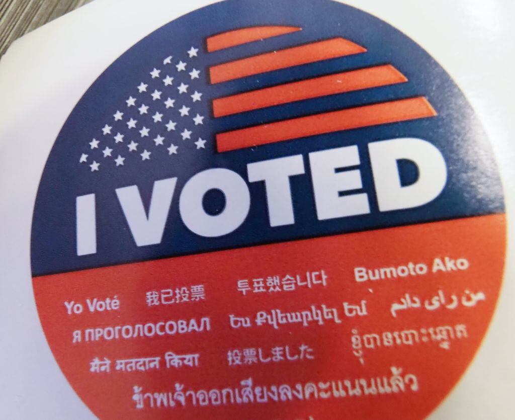 Un sticker para promover la participación electoral en Estados Unidos