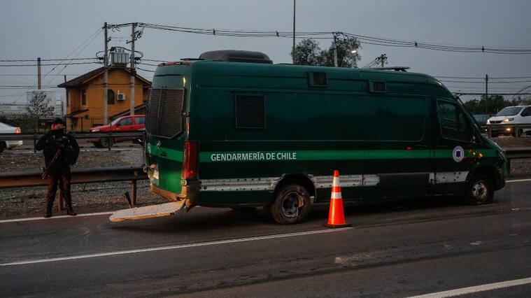 Choque, Gendarmería, La Cisterna, colisión, impacto, vespucio sur, 1024x576 jpg ok