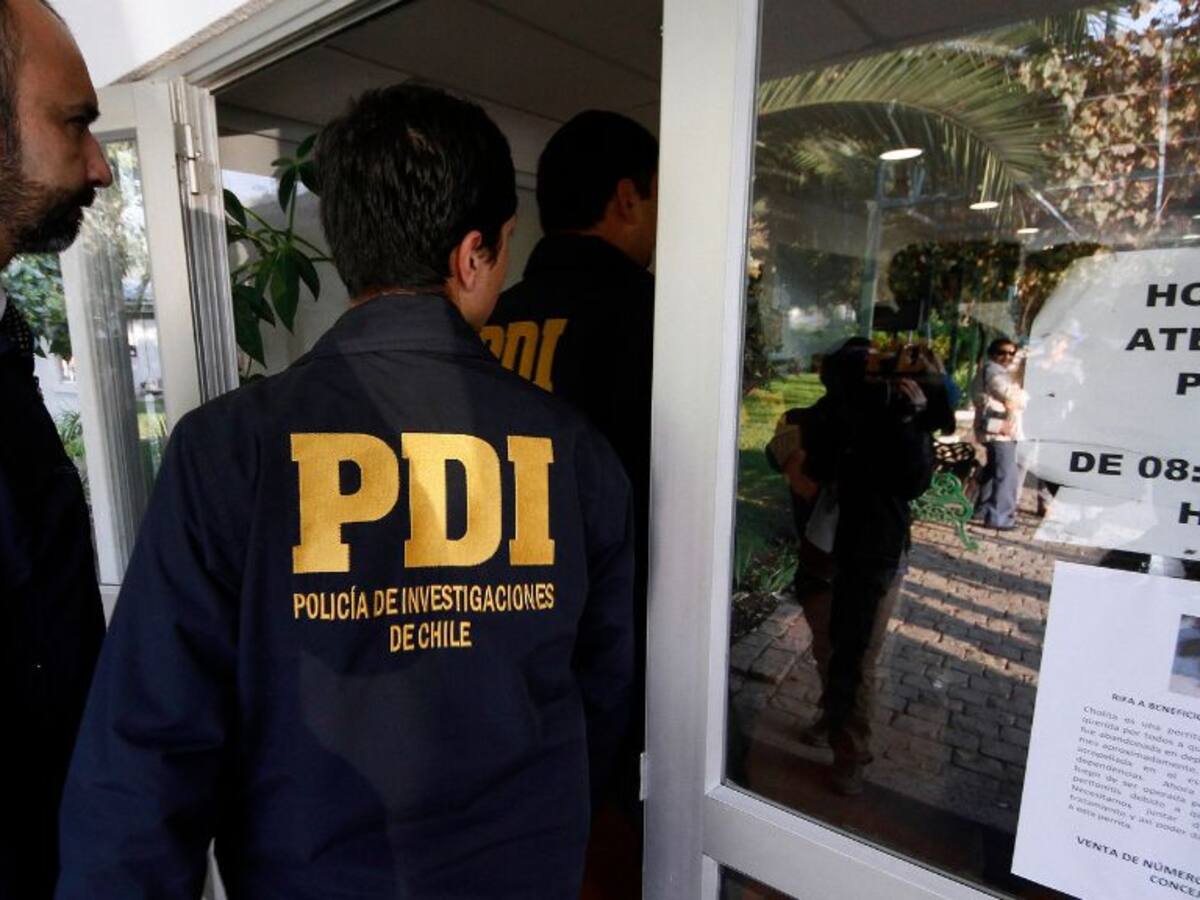 Allanamientos en Coronel: lo que se sabe del operativo de la PDI en la municipalidad, la casa del alcalde y la empresa del hermano del diputado Romero