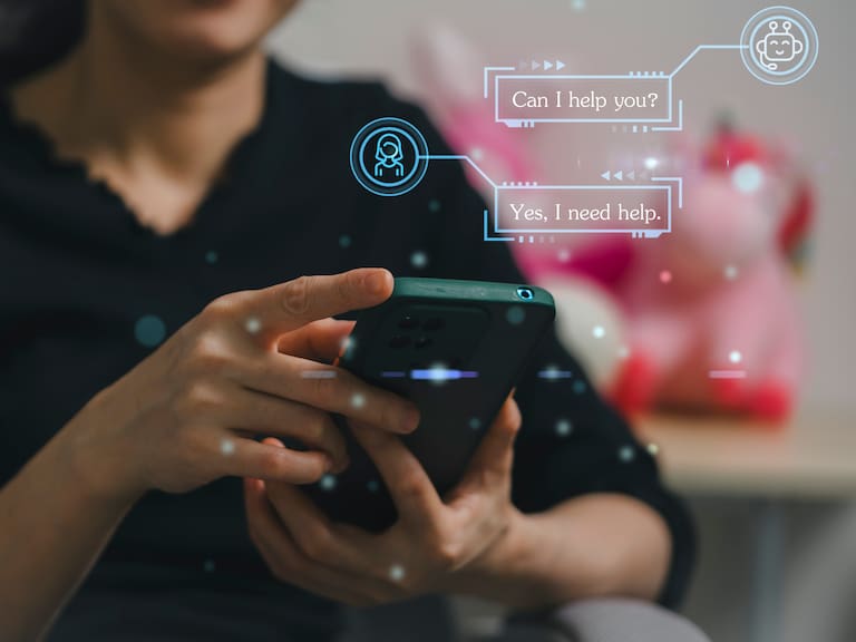 Proponen ley para prohibir uso de bots en atención al cliente: busca garantizar un trato “personalizado”