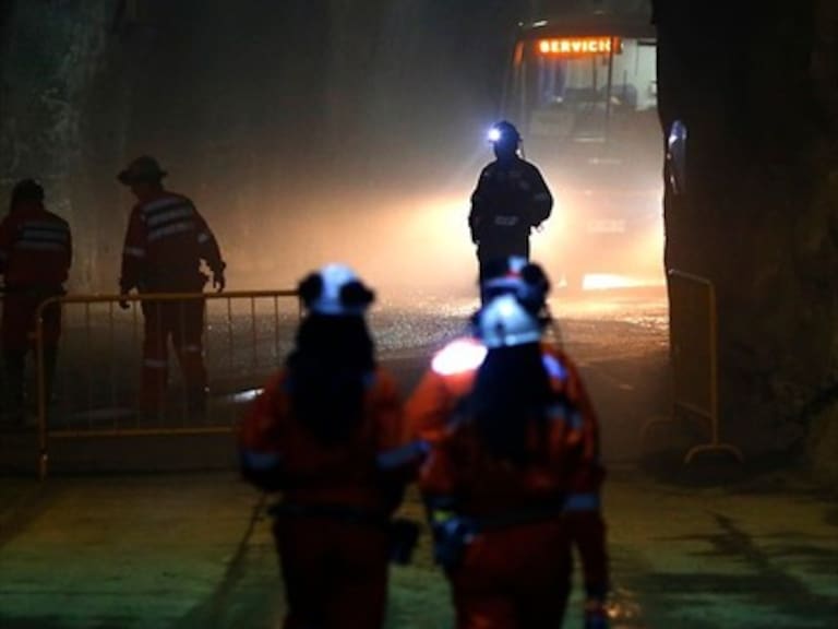 Compañeros de mineros atrapados en Aysén llaman a actuar lo «antes posible»