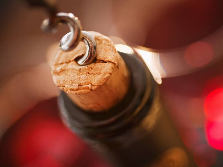 Cómo usar los corchos de vino en tus plantas para que crezcan más fuertes y sanas