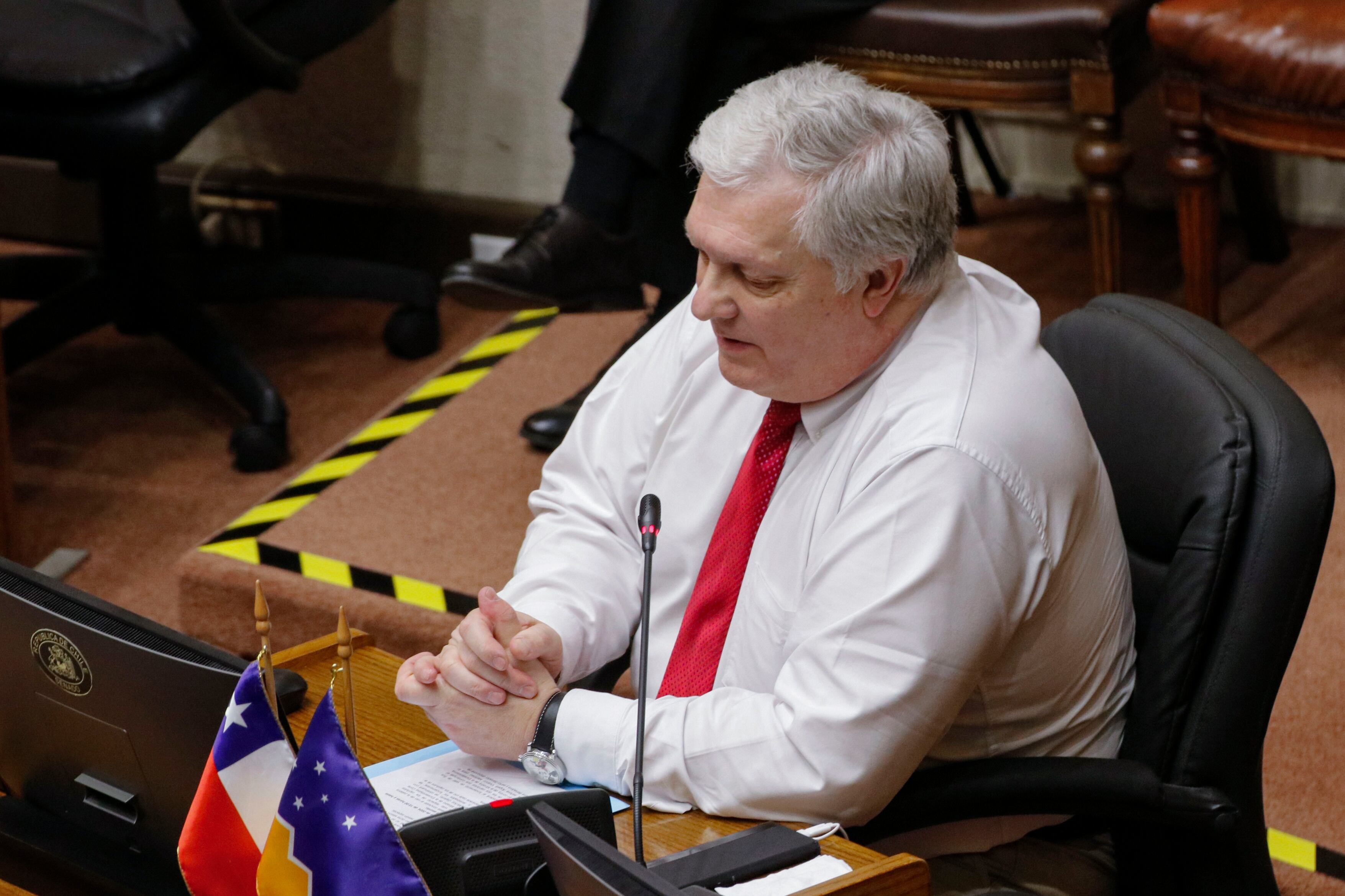 16 OCTUBRE 2024/ VALPARAÍSOEl senador, Alejandro Kusanovic, entrega sus descargos durante la Acusación Constitucional en contra de Sergio Muñoz que se discute en el senado de Valparaiso.
FOTO: SEBASTIAN RIOS /AGENCIAUNO