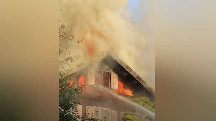 Confirman que inmueble consumido por incendio en Alemania pertenecía a la familia del Presidente Kast