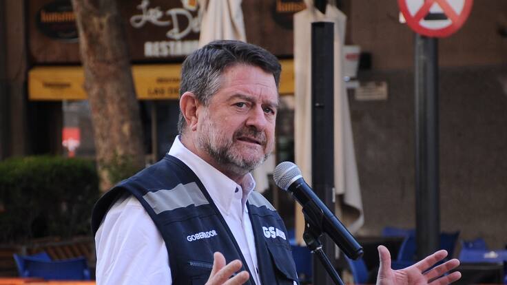 Gobernador Claudio Orrego se defiende tras ser vinculado con Alberto Larraín de ProCultura: “Nos sentimos estafados”