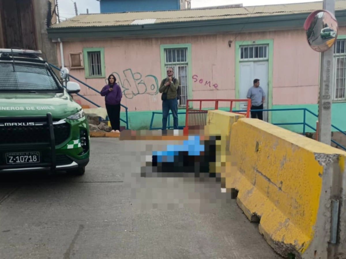Ciclista muere tras chocar contra barrera de contención mientras practicaba descenso en Valparaíso