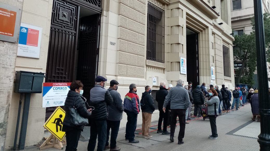 Filas en sucursal de ChileAtiende por RSH e IFE – ADN