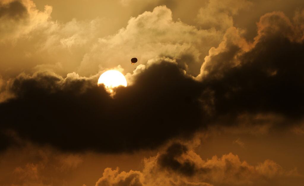 La imagen de un globo espía israelí sobrevolando el territorio de Palestina