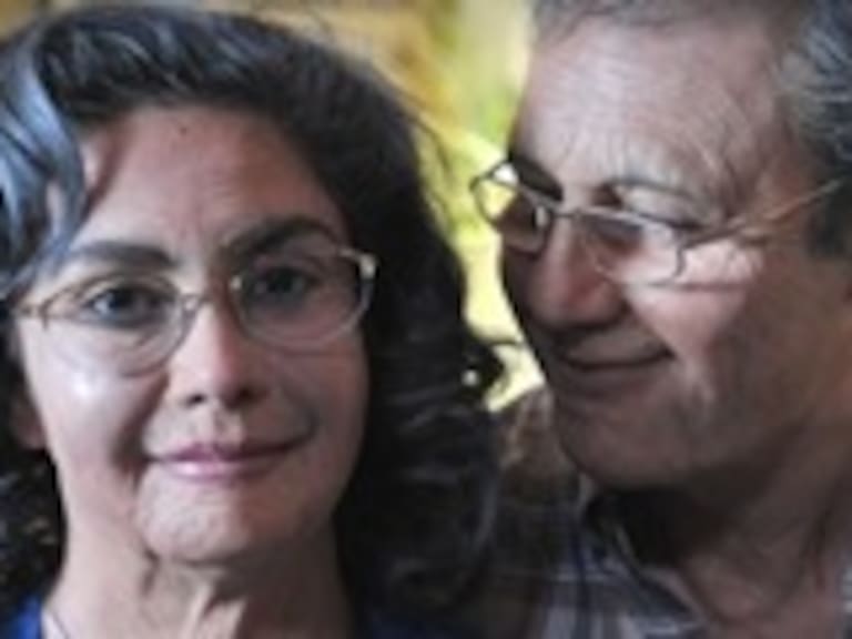 Maquillador de «Los 80» explicó cómo logró mostrar a «Juan Herrera» y «Ana López» en su vejez