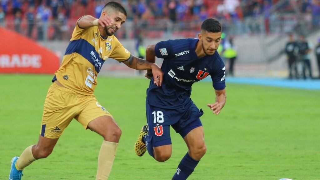 05 de Marzo del 2020/SANTIAGOFranco Lobos (D) ,durante el partido valido por la sptima fecha del campeonato AFP Plan Vital entre Universidad de Chile y Everton, disputado en el Estadio Nacional.
FOTO:SEBASTIAN ORIA/AGENCIAUNO