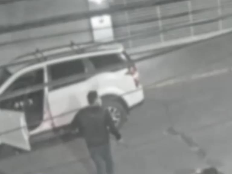 Menor de edad se encuentra grave tras ser atacado con una llave de cruz por conductor de Uber