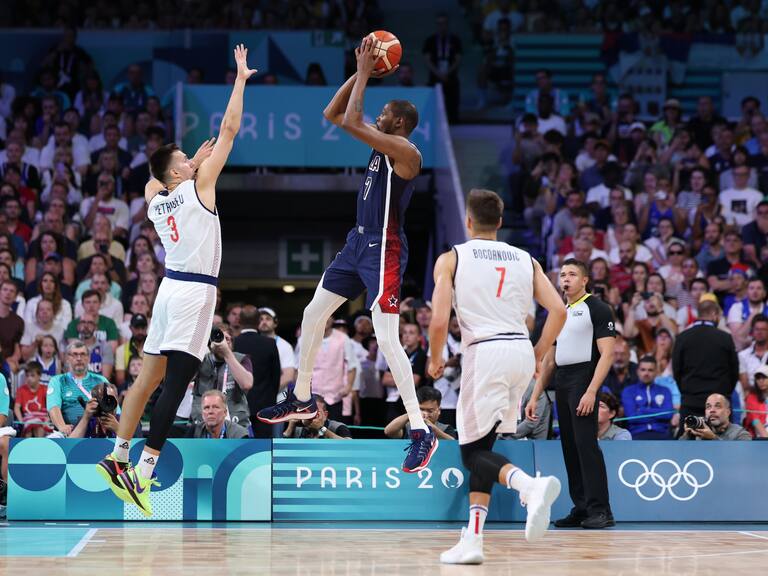 El Dream Team de Estados Unidos da el primer golpe en los Juegos Olímpicos derrotando a Serbia