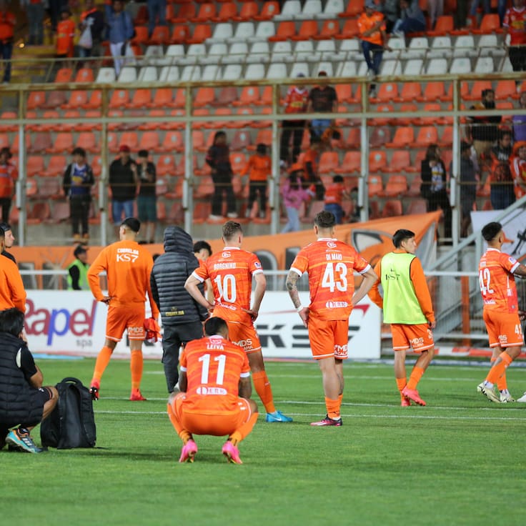 “Se comentaba que, como el estadio nunca se inauguró, se han perdido tres finales... llevaron machis, curas y de todo”