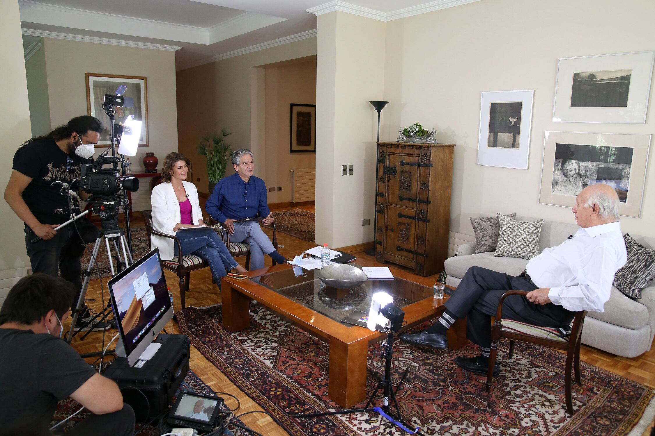 Tonka Tomicic tendrá su propio programa de entrevistas con el Tío Emilio