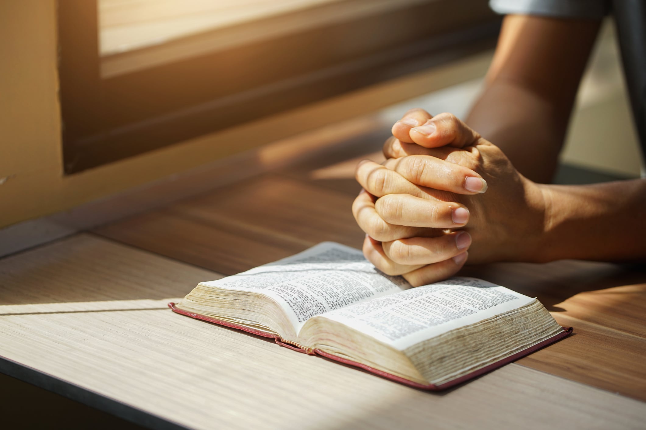 Última encuesta CEP: ¿qué piensan los chilenos sobre la religión, el cielo, el “mal de ojo” y la reencarnación?