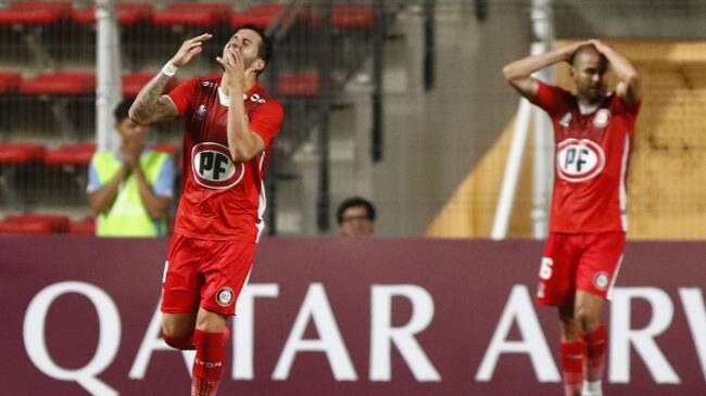 18 DE FEBRERO DE 2020/LA CALERA
Jugadores de Union La Calera en lamento tras perder una oportunidad de gol, durante el partido valido por la vuelta de la primera ronda de la Copa Conmebol Sudamericana, entre Union La Calera y Fluminense de Brasil, disputado en el Estadio Bicentenario Nicolas Chahuan Nazar de La Calera.
FOTO: LEONARDO RUBILAR CHANDIA/AGENCIAUNO