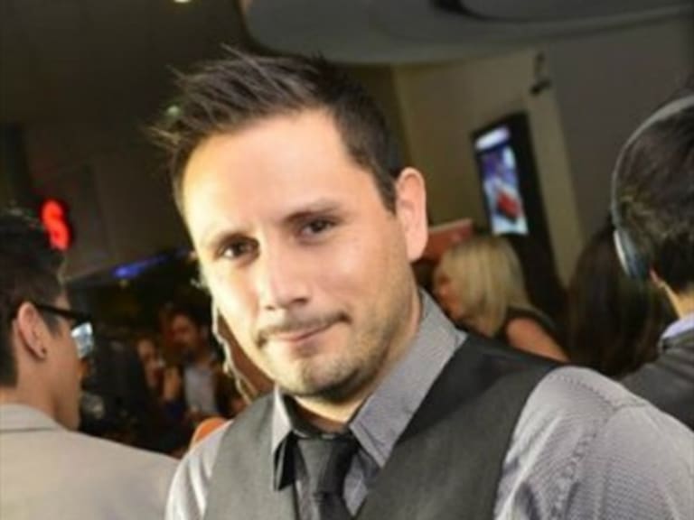 Sebastián Carter causa polémica en Twitter por mensaje hacia Lucía Hiriart