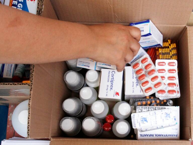 Incautan más de dos millones de medicamentos comercializados ilegalmente en la RM