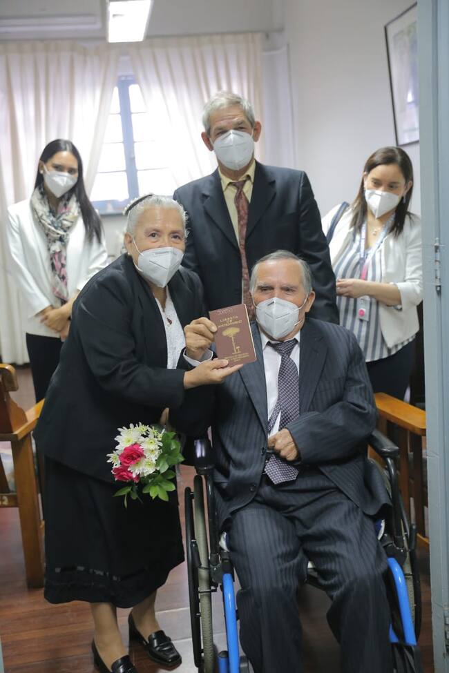 Matrimonio en Rengo de Óscar Ramírez y Rosa Bustos.