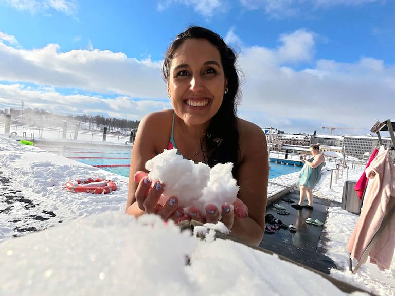 La “Sirena de Hielo” ya está en Finlandia para disputar el Mundial de Natación de aguas gélidas