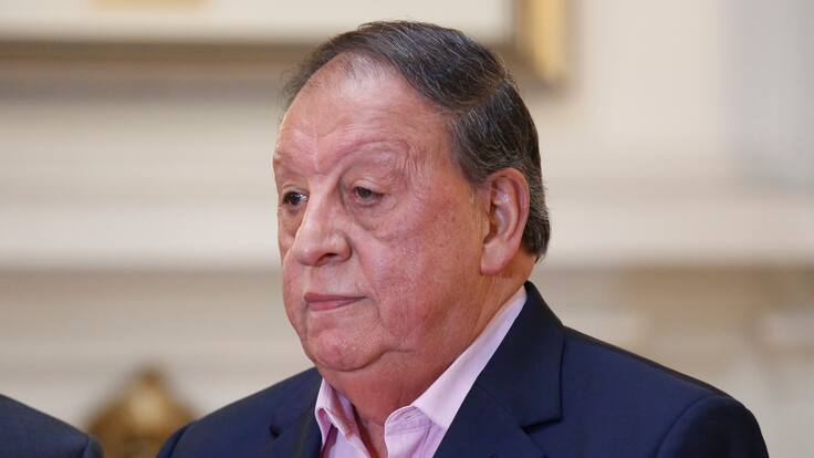 Camioneros entregan petitorio al Gobierno ante posible movilización por alza de combustibles: “Están haciendo un trabajo importante”