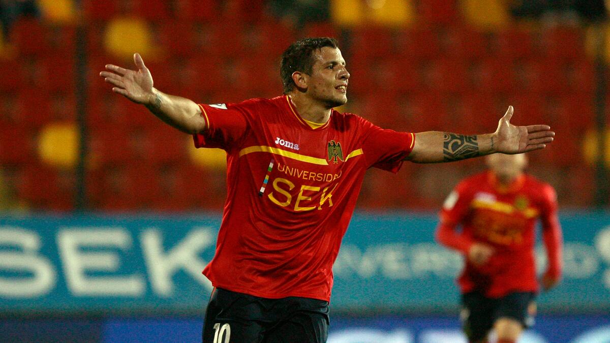 “Que lindo volver a verlos en la catedral”: Unión Española confirma el fichaje de Emiliano Vecchio
