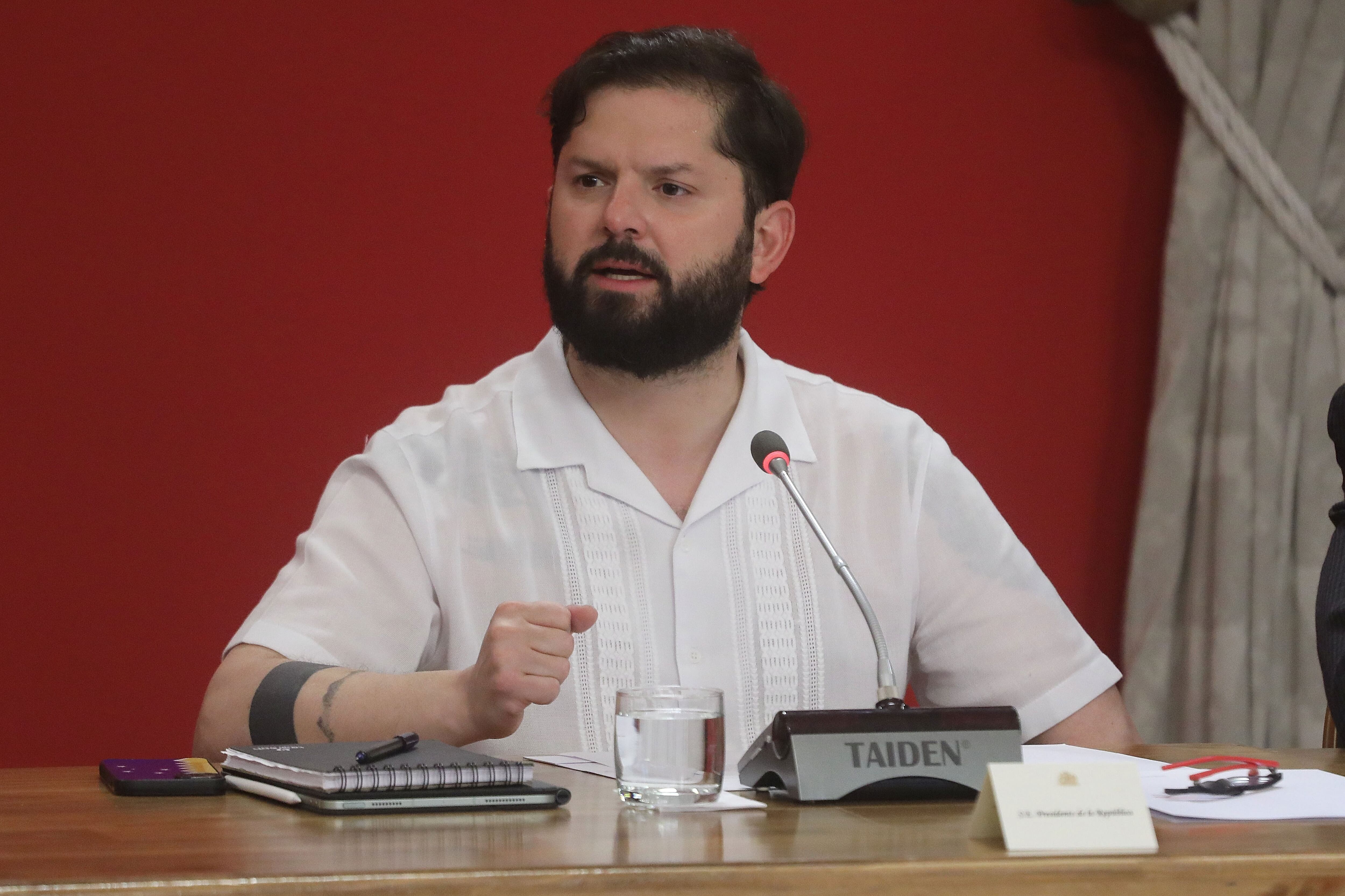 28 de agosto de 2024/SANTIAGO
El Presidente de la República, Gabriel Boric Font, encabeza Consejo de Gabinete junto a ministras y ministros de Estado para abordar el Presupuesto de la Nación 2025.
FOTO: SEBASTIAN BELTRAN GAETE / AGENCIUNO