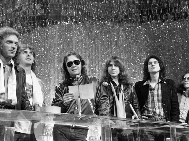Lou Gramm, Ian MacDonald, Mike Jones, Al Greenwood, Ed Gagliardi y Dennis Elliott / Getty Images