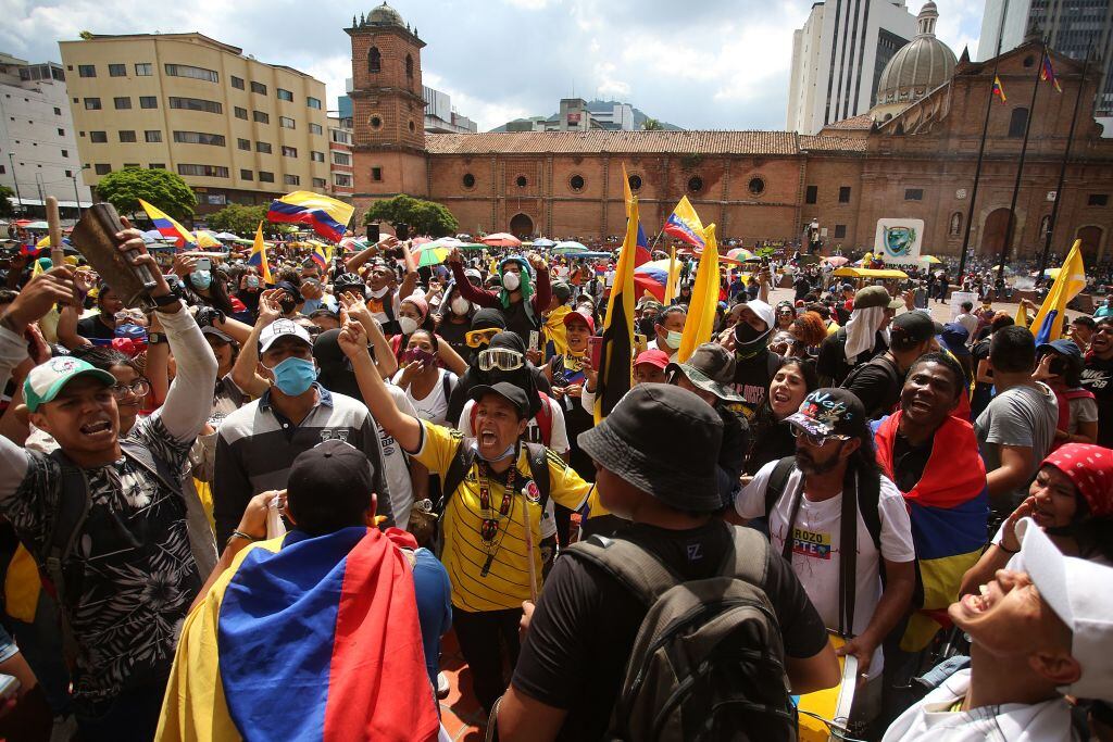 Concentración de manifestantes contra el gobierno en Cali
