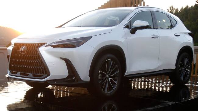 Lexus NX