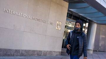 FMI ajusta proyecciones de crecimiento para Chile: mejora en 2024, pero apunta a una leve baja en 2025