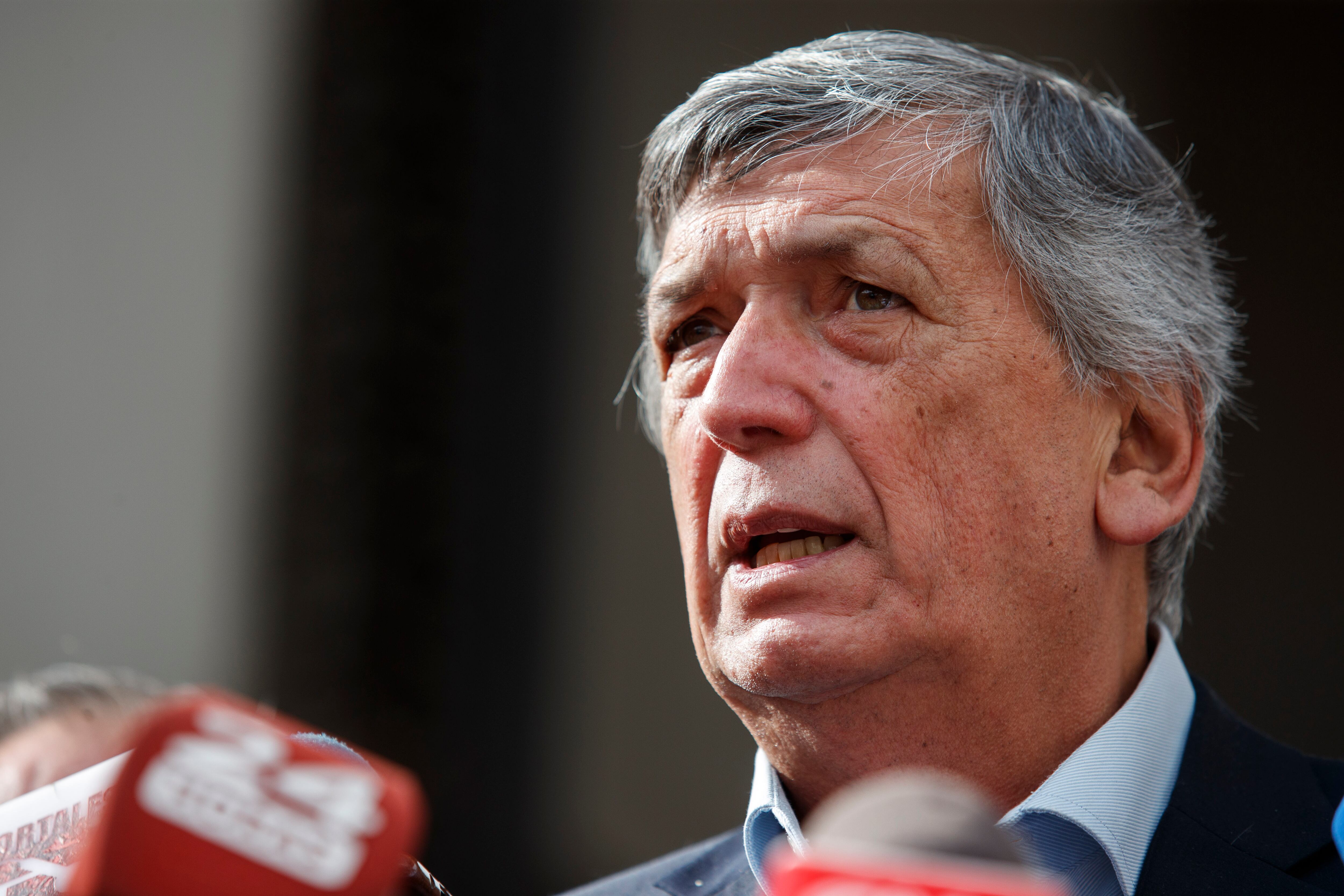 09 de enero 2024 / SANTIAGO
El Presidente del Partido Comunista, Lautaro Carmona.
La directiva del Partido Comunista en La Moneda tras sostener una reunión con el Presidente de la República.
FRANCISCO PAREDES / AGENCIA UNO
