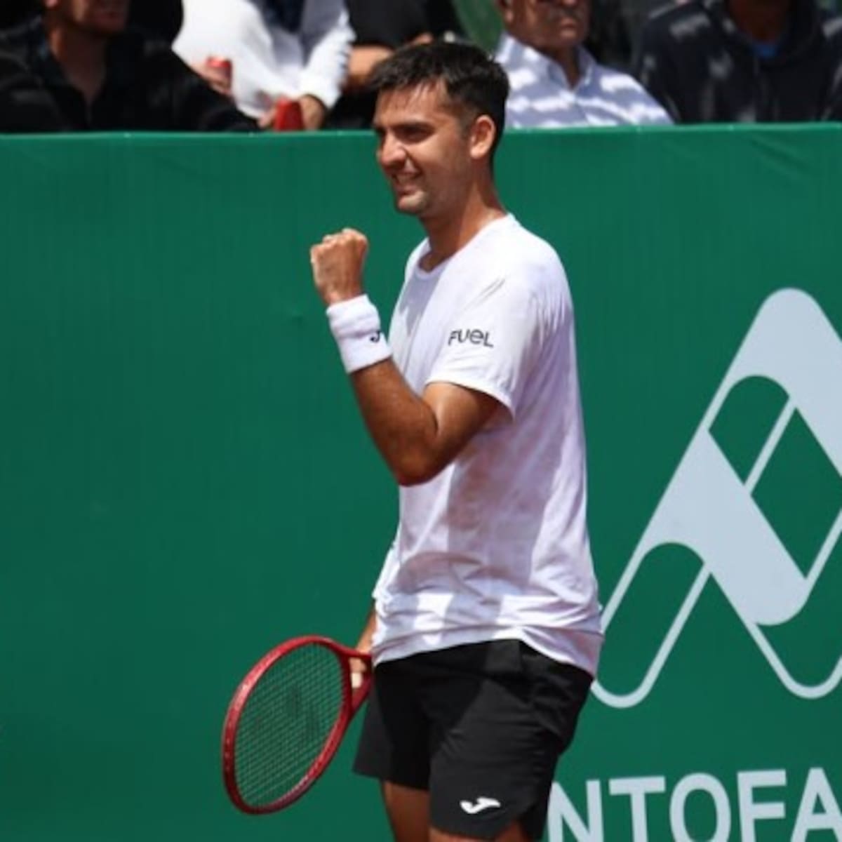 Tomás Barrios supera el debut en el Challenger de Antofagasta