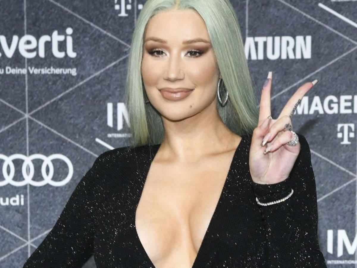 Iggy Azalea subió TikTok con las extrañas propuestas que le han llegado por Instagram