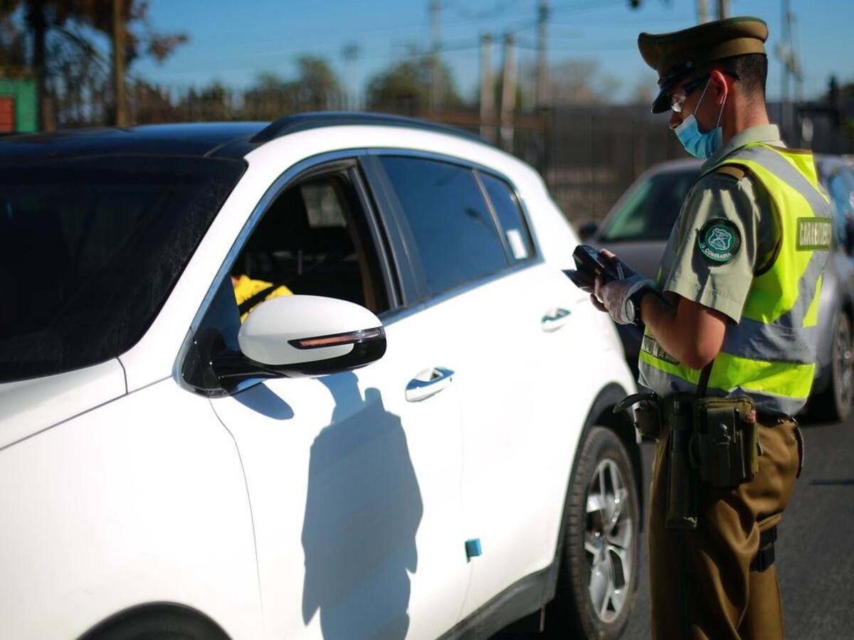 Carabineros informó que más de 50 mil vehículos salieron de la Región Metropolitana durante este fin de semana