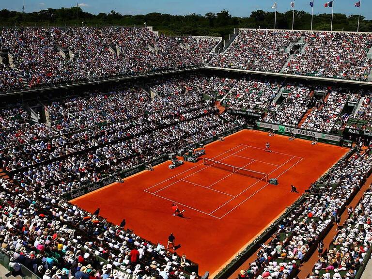 En Francia posponen el toque de queda para que la gente vea la semifinal de Roland Garros entre Djokovic y Nadal